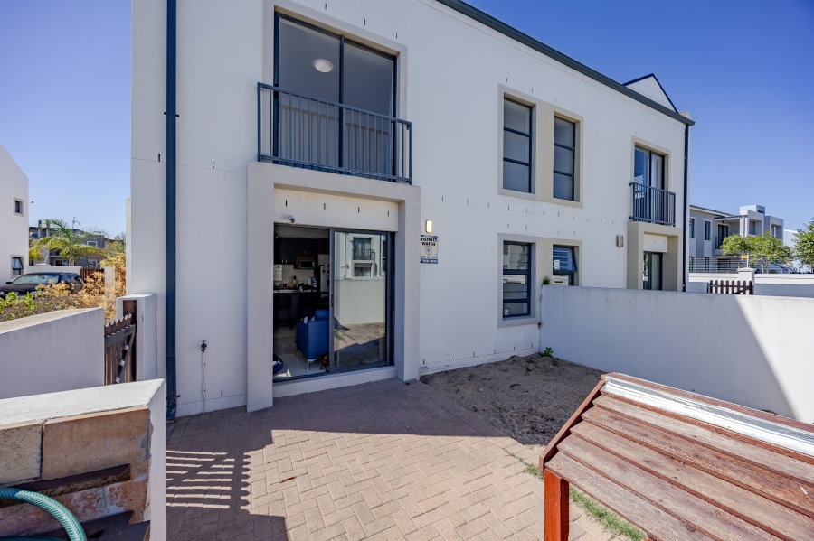 2 Bedroom Property for Sale in Burgundy Estate Western Cape